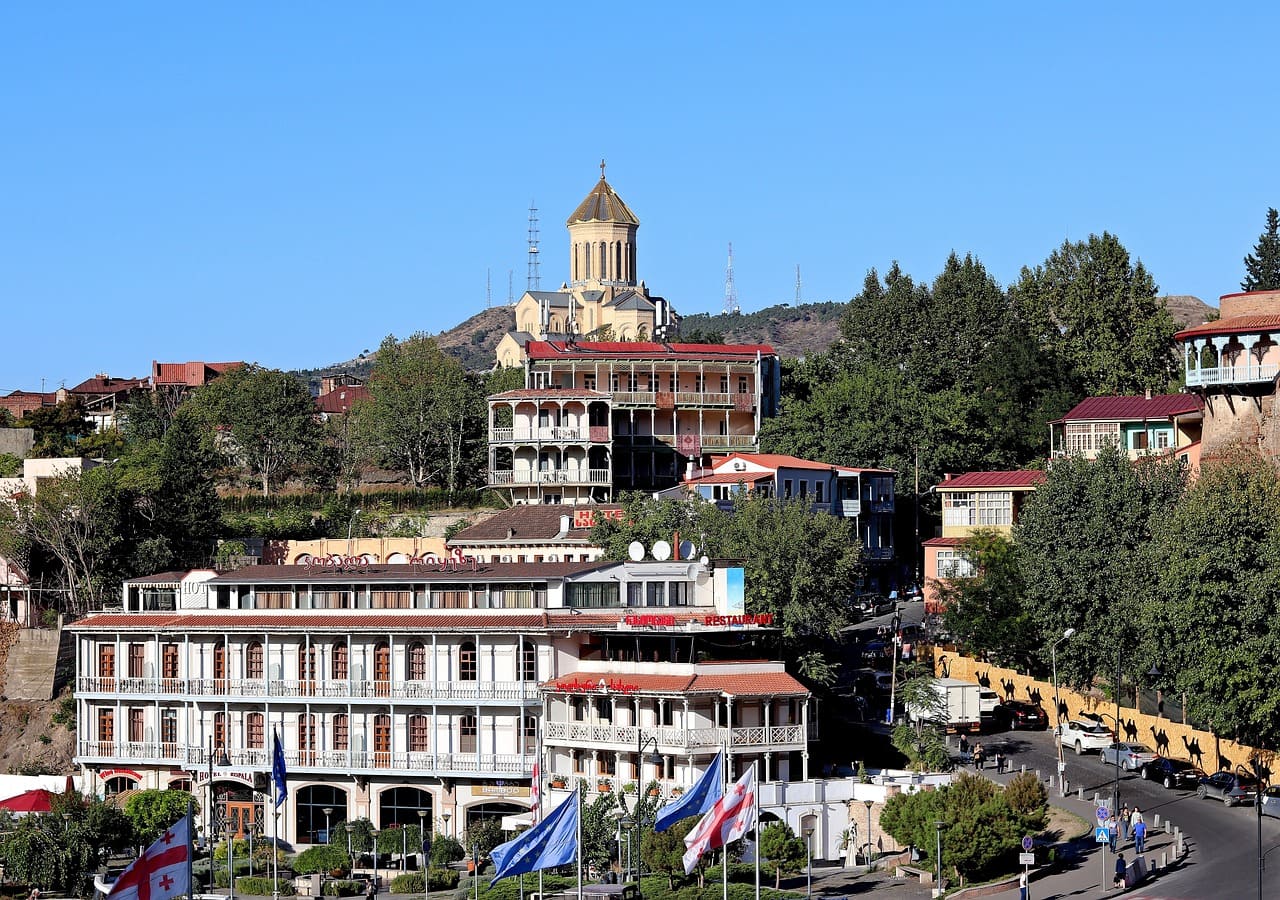 How to book car rental in Georgia on Rentrals.com — step by step no deposit booking process
